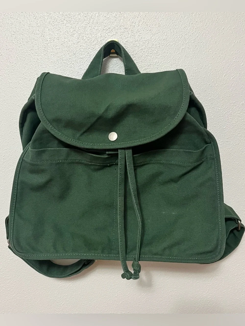 baggu drawstring canvas backpack bag in eucalyptus - Picture 1 of 9